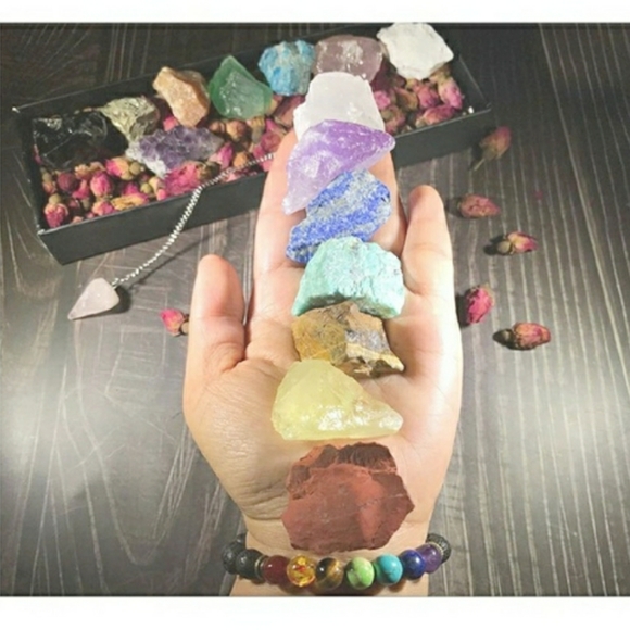 Chakra Therapy Collection Crystal Kit & Bracelet - Picture 2 of 5